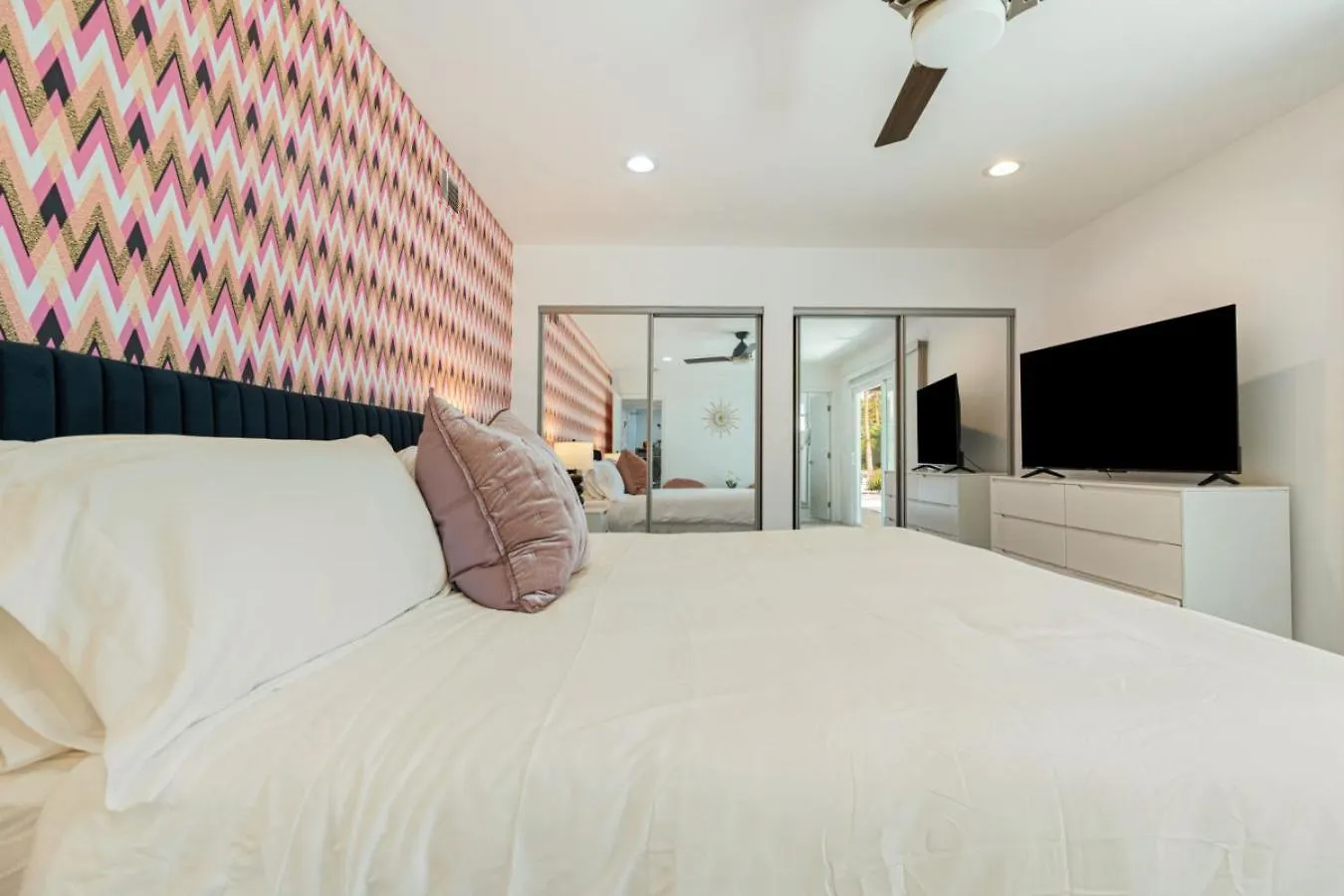 Oasis Del Sol By Rather Be Properties Palm Springs USA
